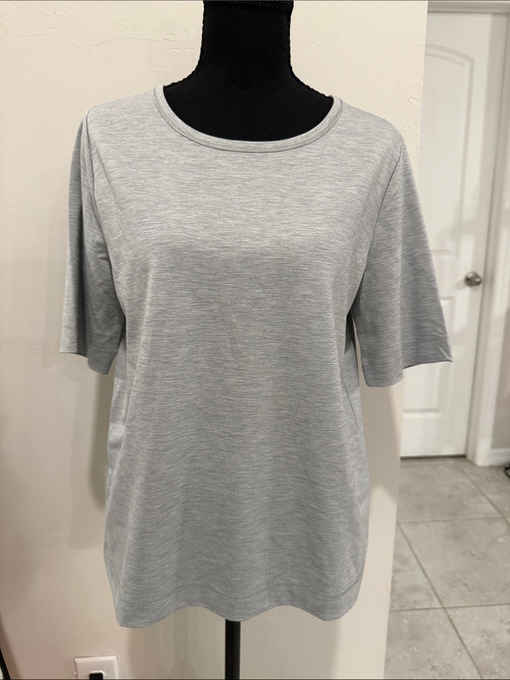 Talbot Light Gray Women's Short Sleeve Crew Neck Soft Top